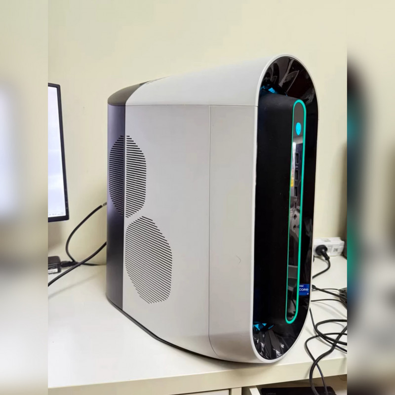 Игровой ПК: Alienware Aurora R12