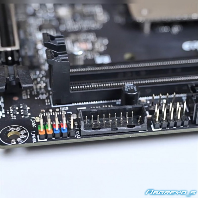 Grtying Skyline Mini-ITX D5 + i9-13900H
