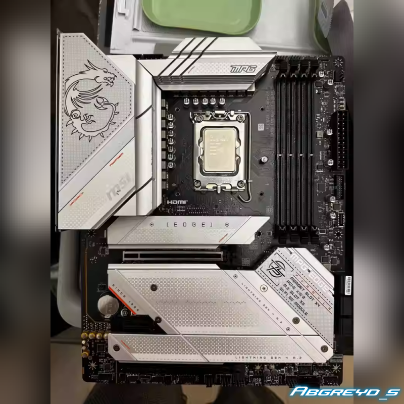 MSI MPG Z790 EDGE WIFI + i7-13700K