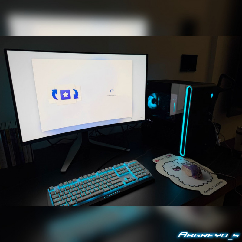 Флагманский игровой ПК: Alienware Starship R17