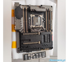 ASUS SABERTOOTH X99