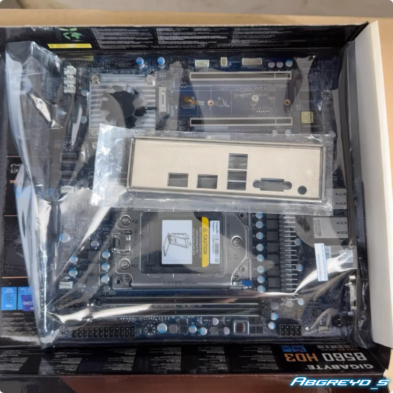 GIGABYTE MC12-CE0 + AMD Ryzen Threadripper 3970X