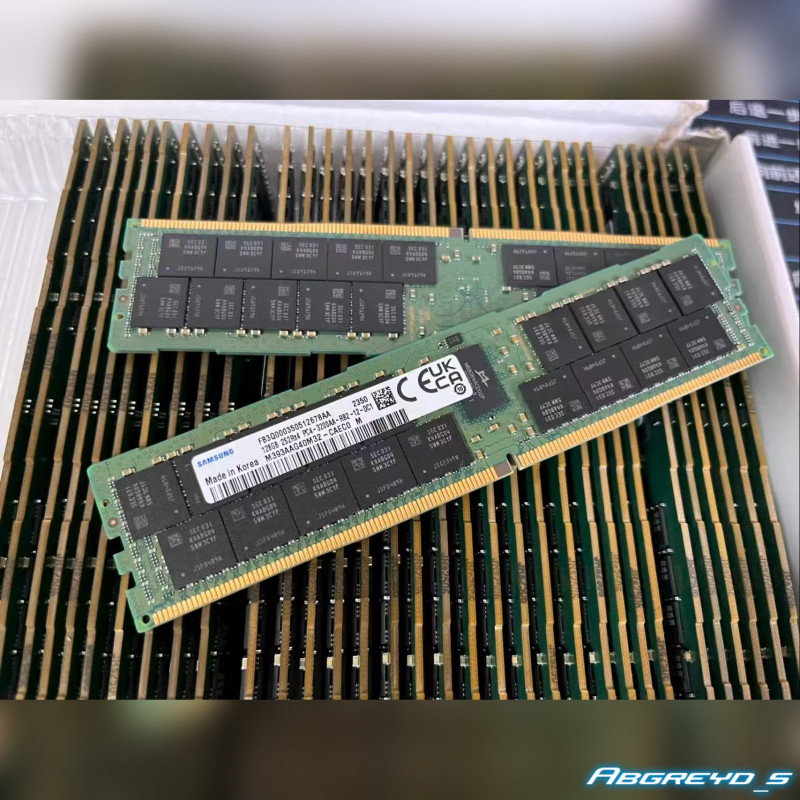 Samsung DDR4 128GB 3200 MT/s REG ECC (2S2Rx4)