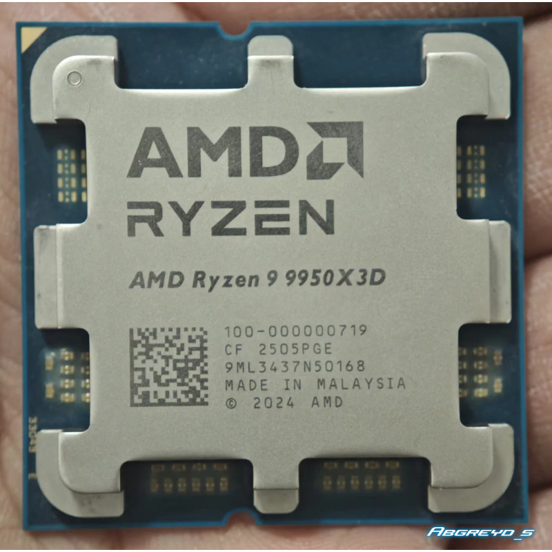 AMD Ryzen 9 9950X3D 16C/32T, 128 МБ L3, AM5