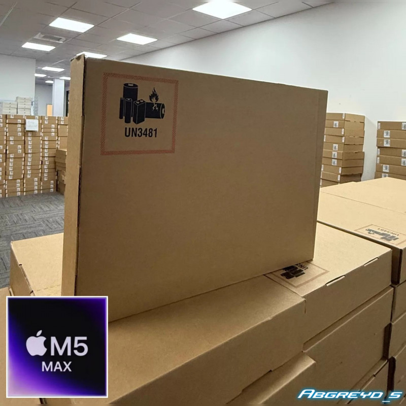 Apple MacBook Pro 16 (M5 Max)